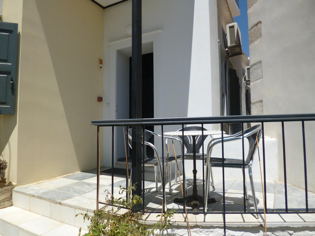 Hotel Ethrion Ermoupoli Esterno foto