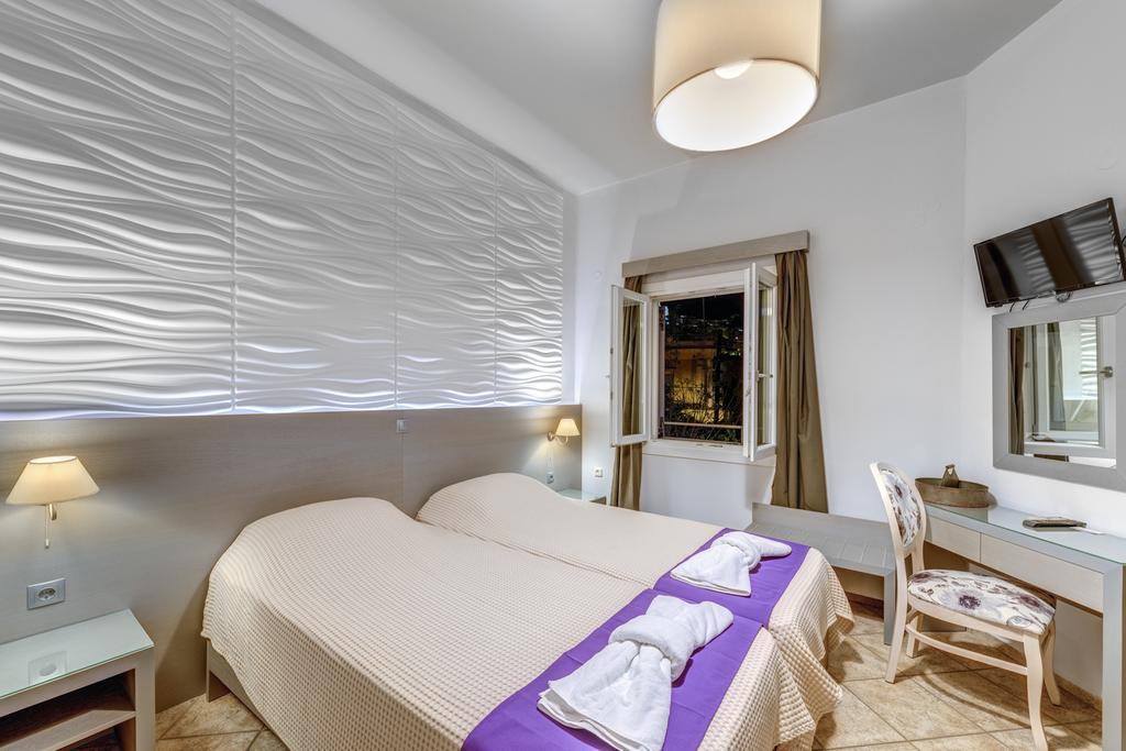 Hotel Ethrion Ermoupoli Esterno foto