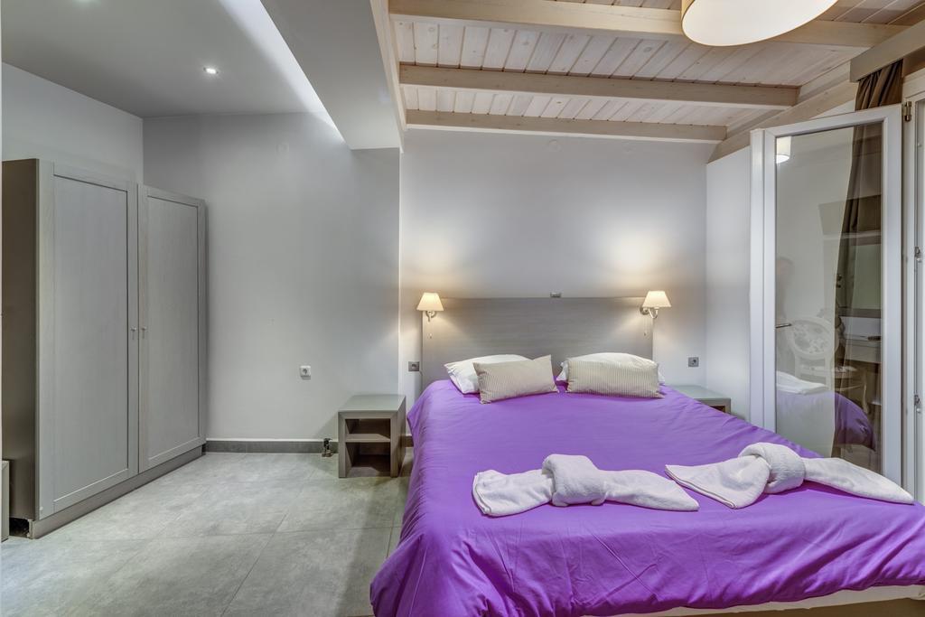 Hotel Ethrion Ermoupoli Esterno foto