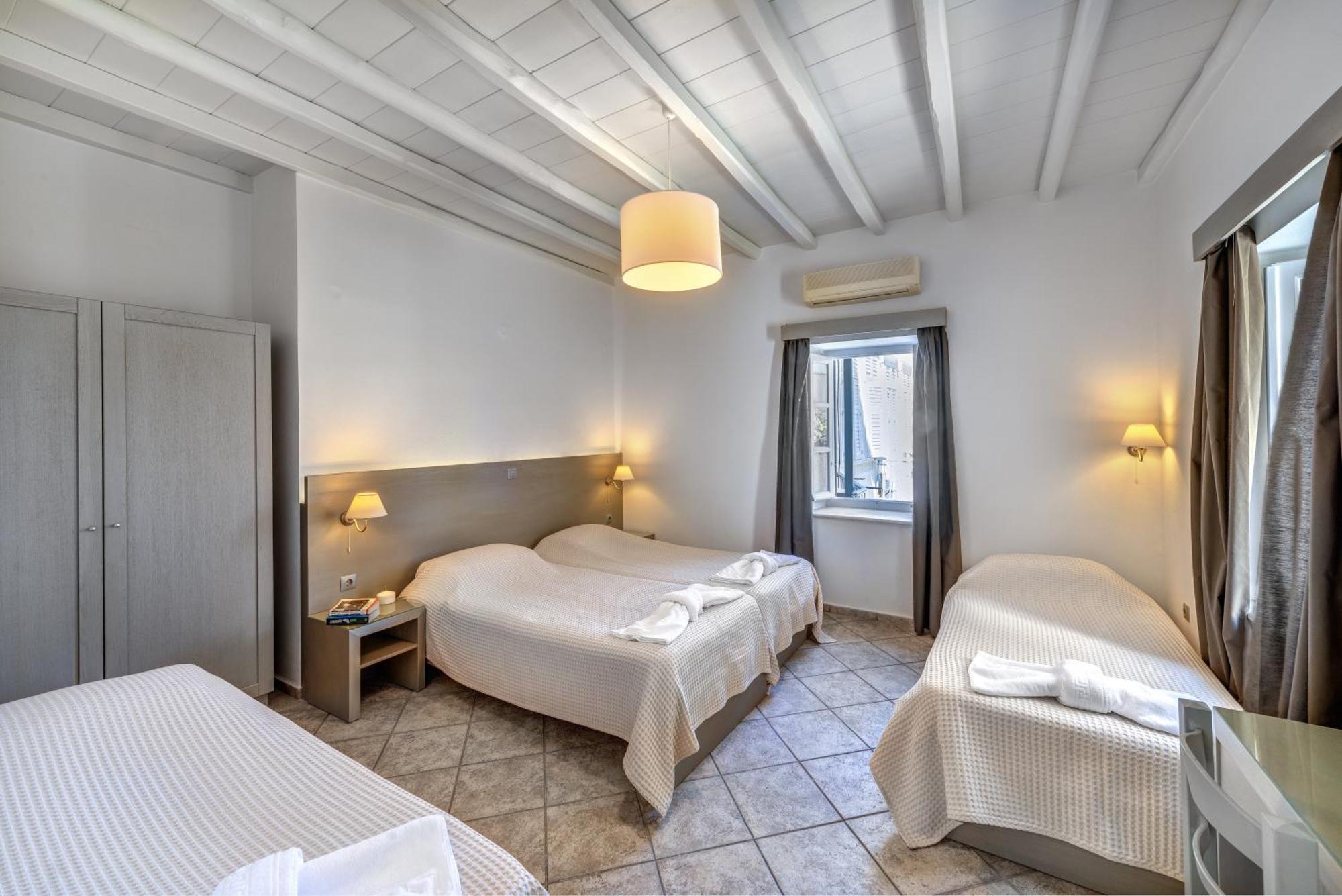 Hotel Ethrion Ermoupoli Esterno foto